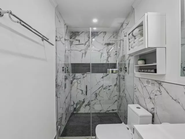 4-bedroom home for sale in Pompano Beach - 2601 NE 18TH Street - MondialRealty