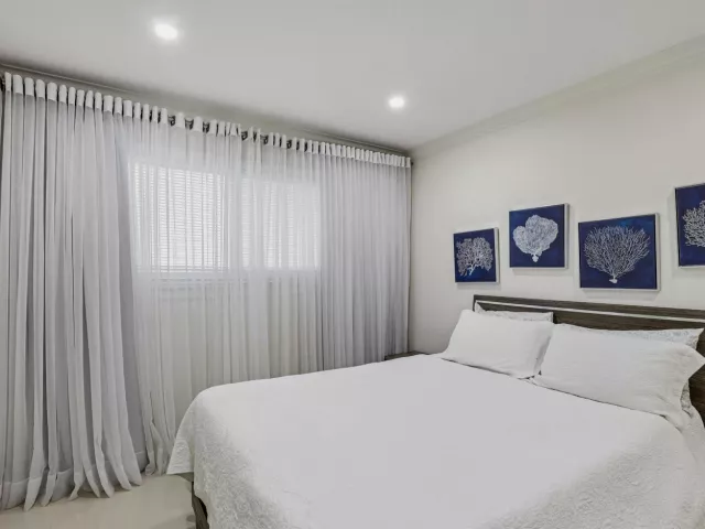 4-bedroom home for sale in Pompano Beach - 2601 NE 18TH Street - MondialRealty