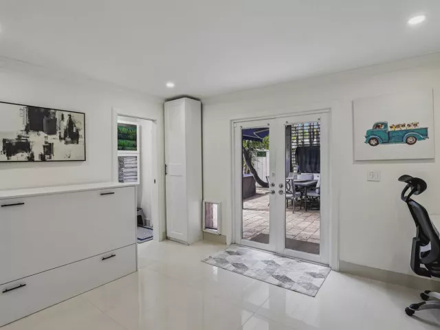 4-bedroom home for sale in Pompano Beach - 2601 NE 18TH Street - MondialRealty