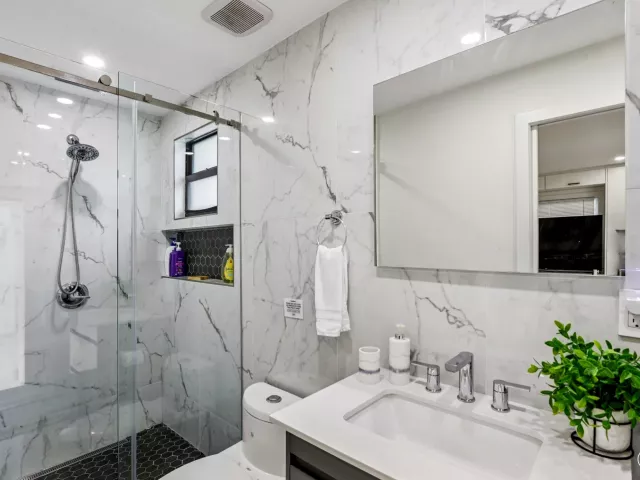 4-bedroom home for sale in Pompano Beach - 2601 NE 18TH Street - MondialRealty