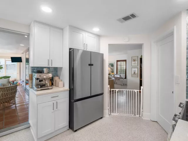 3-bedroom home for sale in Boca Raton - 943 SW 5th Street - MondialRealty