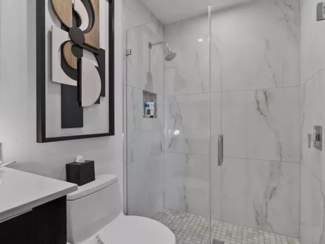 3-bedroom home for sale in Fort Lauderdale - 1044 N VICTORIA PARK Road - MondialRealty