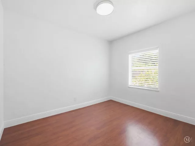 4-bedroom home for sale in West Palm Beach - 801 HAMPTON Road - MondialRealty