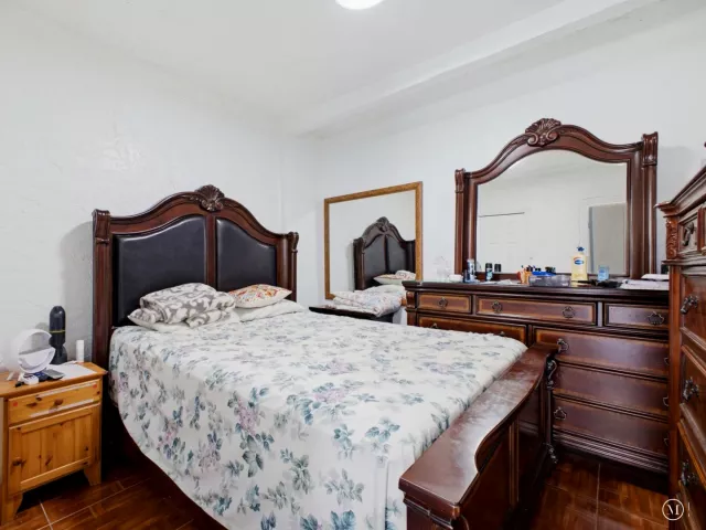 4-bedroom home for sale in West Palm Beach - 801 HAMPTON Road - MondialRealty