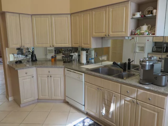 3-bedroom home for rent in Boca Raton - 23440 MIRABELLA Circle S - MondialRealty