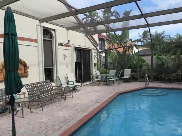 3-bedroom home for rent in Boca Raton - 23440 MIRABELLA Circle S - MondialRealty