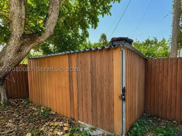 4-bedroom home for sale in Miami - 12445 NW 20th Ave - MondialRealty
