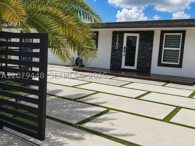 4-bedroom home for sale in Miami Gardens - 19200 NW 51st Ave - MondialRealty