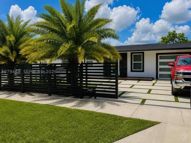 4-bedroom home for sale in Miami Gardens - 19200 NW 51st Ave - MondialRealty