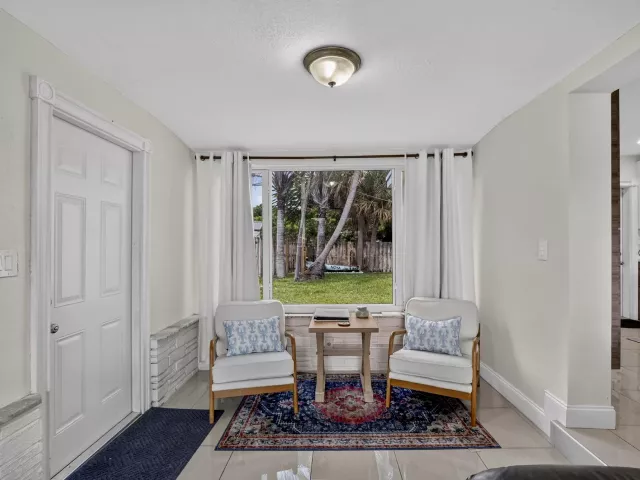 3-bedroom home for sale in Pompano Beach - 1633 NE 51st Court - MondialRealty