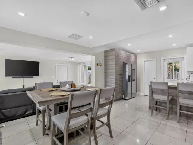 3-bedroom home for sale in Pompano Beach - 1633 NE 51st Court - MondialRealty