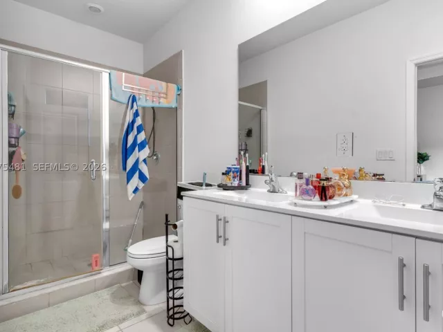 3-bedroom home for sale in Homestead - 25057 SW 108th Ave - MondialRealty