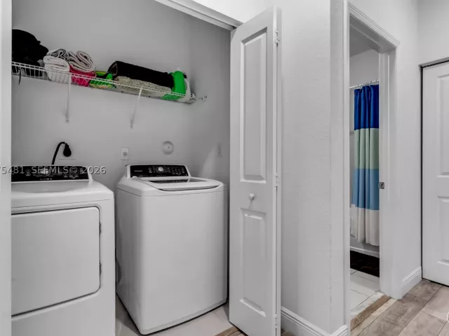 3-bedroom home for sale in Homestead - 25057 SW 108th Ave - MondialRealty