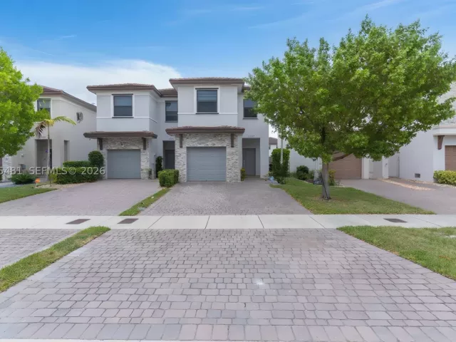 3-bedroom home for sale in Homestead - 25057 SW 108th Ave - MondialRealty