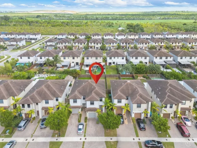 3-bedroom home for sale in Homestead - 25057 SW 108th Ave - MondialRealty