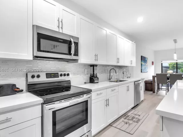 3-bedroom home for sale in Homestead - 25057 SW 108th Ave - MondialRealty