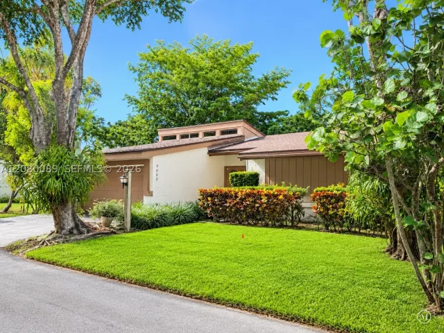 3-bedroom home for sale in Miami - 9000 SW 78th Ct - MondialRealty
