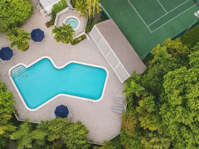 3-bedroom home for sale in Miami - 9000 SW 78th Ct - MondialRealty