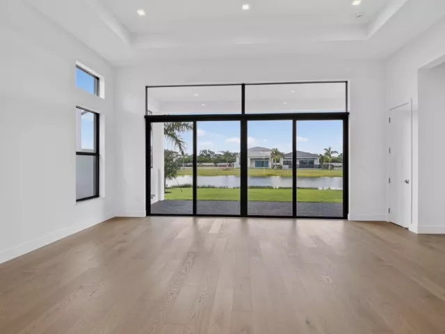 3-bedroom home for rent in Boca Raton - 9724 JUNIPER BAY Avenue - MondialRealty