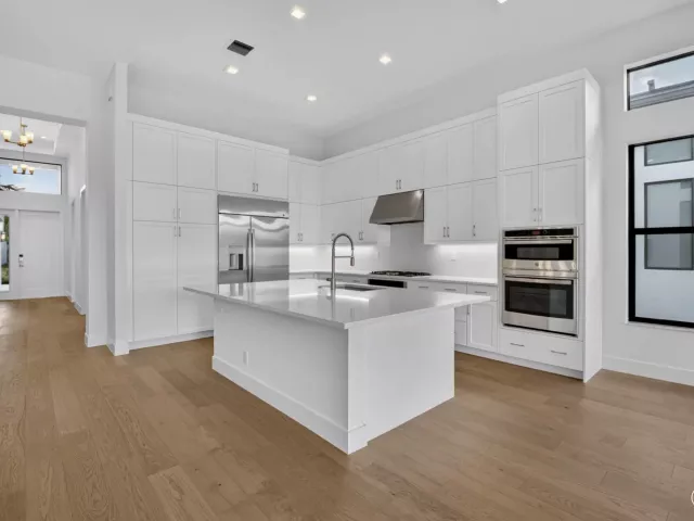 3-bedroom home for rent in Boca Raton - 9724 JUNIPER BAY Avenue - MondialRealty
