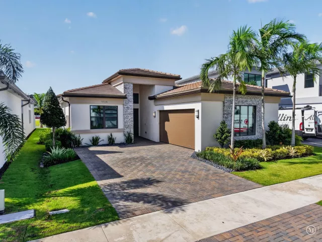 3-bedroom home for rent in Boca Raton - 9724 JUNIPER BAY Avenue - MondialRealty