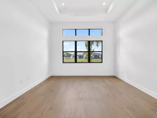 3-bedroom home for rent in Boca Raton - 9724 JUNIPER BAY Avenue - MondialRealty