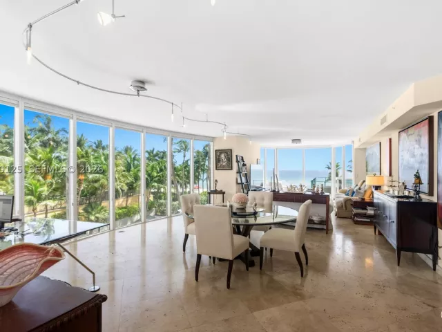 3-bedroom condo for sale in Sunny Isles Beach - 17555 Collins Ave 308 - MondialRealty