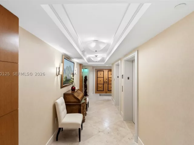 3-bedroom condo for sale in Sunny Isles Beach - 17555 Collins Ave 308 - MondialRealty