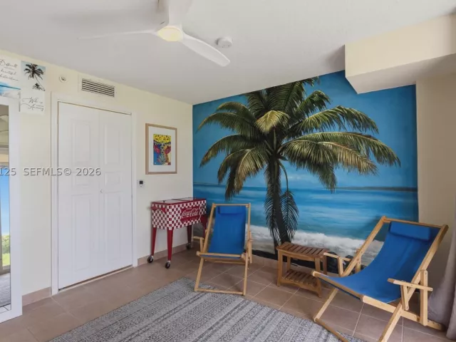 3-bedroom condo for sale in Sunny Isles Beach - 17555 Collins Ave 308 - MondialRealty