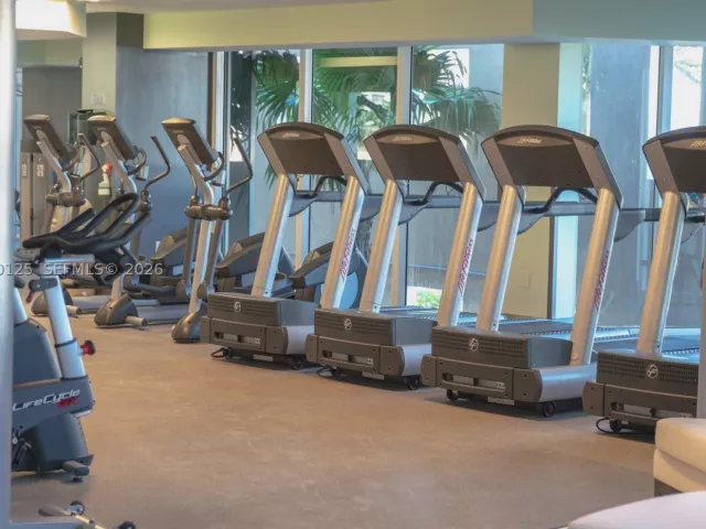 3-bedroom condo for sale in Sunny Isles Beach - 17555 Collins Ave 308 - MondialRealty