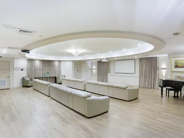 3-bedroom condo for sale in Sunny Isles Beach - 17555 Collins Ave 308 - MondialRealty