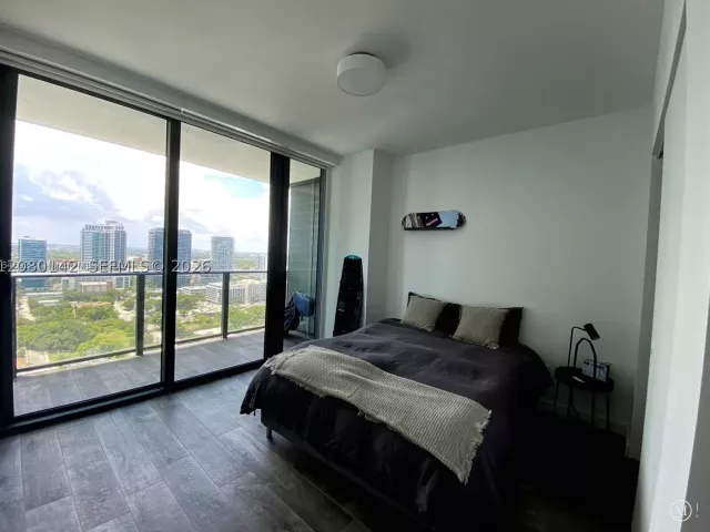 3-bedroom condo for rent in Miami - 3131 NE 7th Ave 2603 - MondialRealty