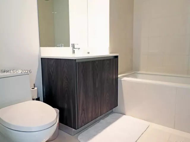 3-bedroom condo for rent in Miami - 3131 NE 7th Ave 2603 - MondialRealty