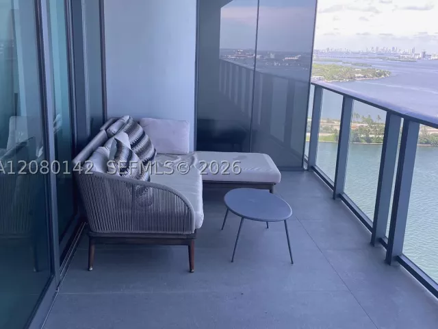 3-bedroom condo for rent in Miami - 3131 NE 7th Ave 2603 - MondialRealty