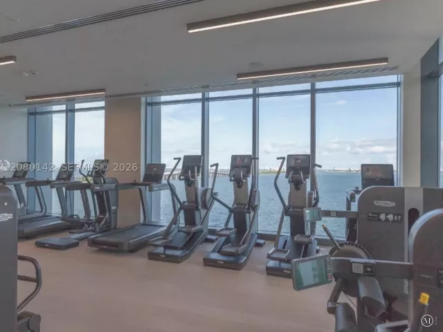 3-bedroom condo for rent in Miami - 3131 NE 7th Ave 2603 - MondialRealty