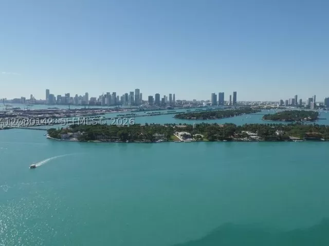 3-bedroom condo for rent in Miami - 3131 NE 7th Ave 2603 - MondialRealty
