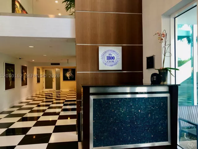 2-bedroom condo for rent in Miami - 1800 N Bayshore Dr 2507 - MondialRealty