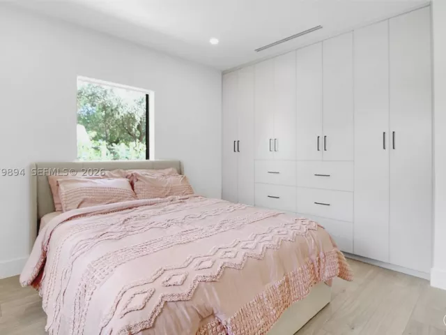 3-bedroom home for rent in Miami - 500 NW 43rd St - MondialRealty
