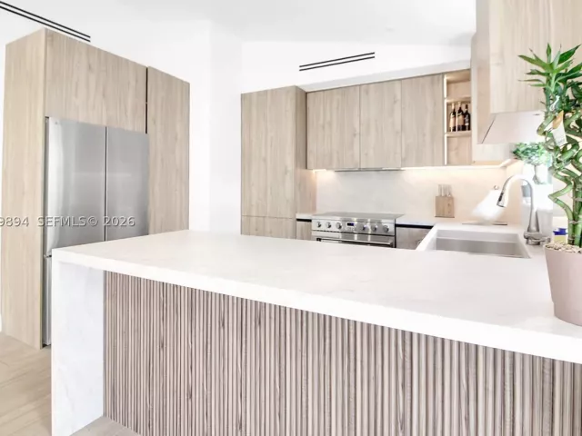 3-bedroom home for rent in Miami - 500 NW 43rd St - MondialRealty
