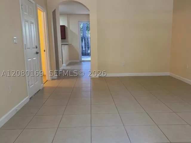 3-bedroom home for rent in Miami - 14720 SW 25th Ln 14720 - MondialRealty