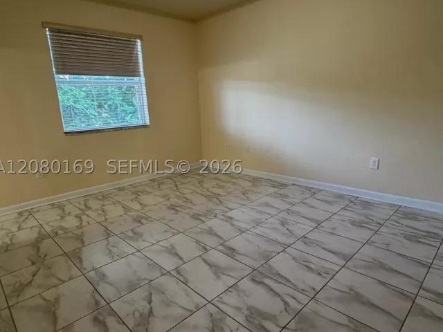 3-bedroom home for rent in Miami - 14720 SW 25th Ln 14720 - MondialRealty