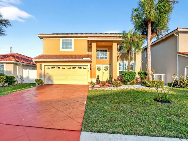 4-bedroom home for sale in Boca Raton - 18280 Coral Isles Drive - MondialRealty