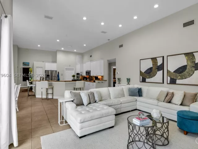 5-bedroom home for rent in Boca Raton - 20051 Ocean Key Dr n/a - MondialRealty