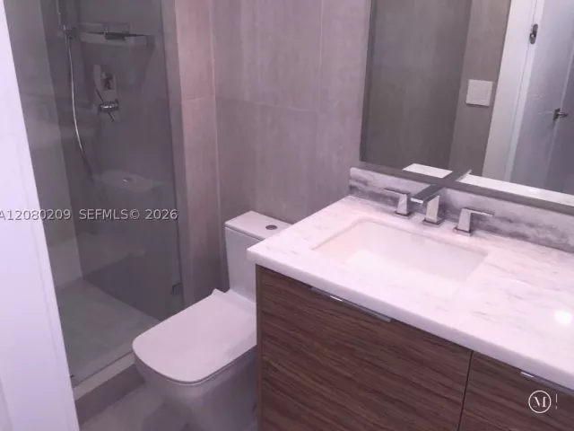 2-bedroom condo for sale in Bal Harbour - 9801 Collins Ave 12Q - MondialRealty