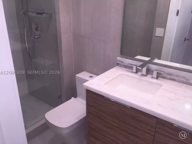 2-bedroom condo for sale in Bal Harbour - 9801 Collins Ave 12Q - MondialRealty