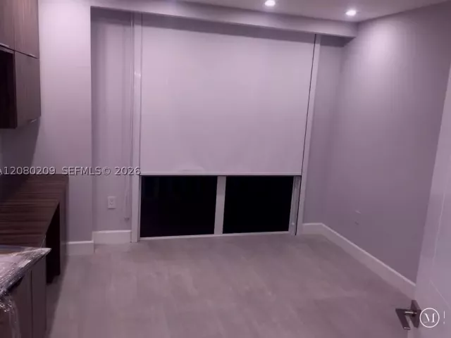 2-bedroom condo for sale in Bal Harbour - 9801 Collins Ave 12Q - MondialRealty