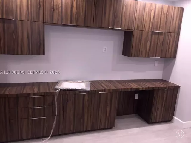 2-bedroom condo for sale in Bal Harbour - 9801 Collins Ave 12Q - MondialRealty