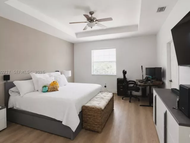 3-bedroom home for sale in Doral - 10327 NW 89th Ter - MondialRealty