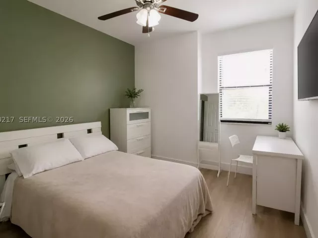 3-bedroom home for sale in Doral - 10327 NW 89th Ter - MondialRealty