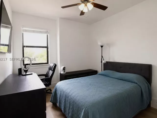 3-bedroom home for sale in Doral - 10327 NW 89th Ter - MondialRealty